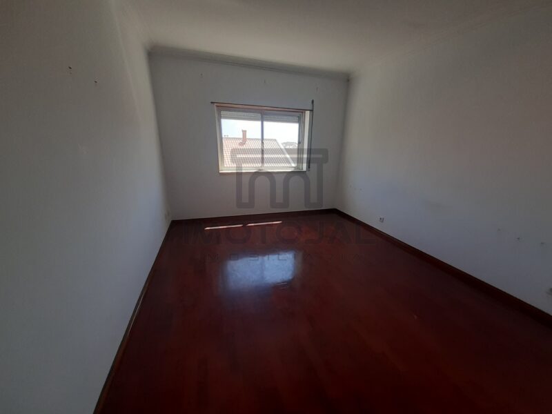 Apartamento T3 - Bairro da Vinha Grande